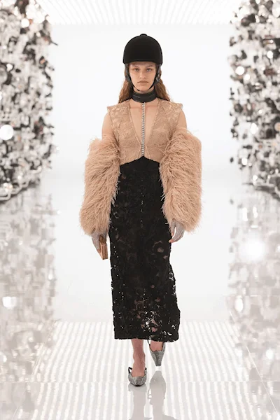 Look 75